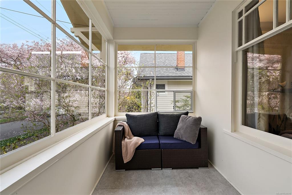 Fourth View of 1753 Davie St, Victoria, BC, V8R 4W5