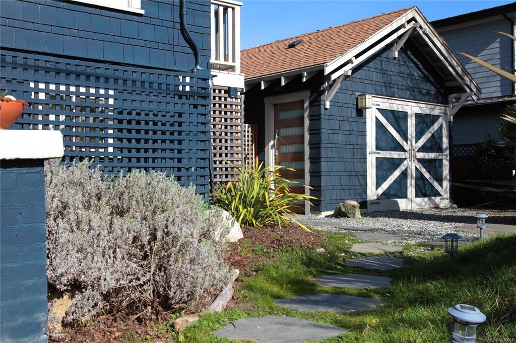 Fifth View of 2064 Quimper St, Oak Bay, BC, V8S 2H6