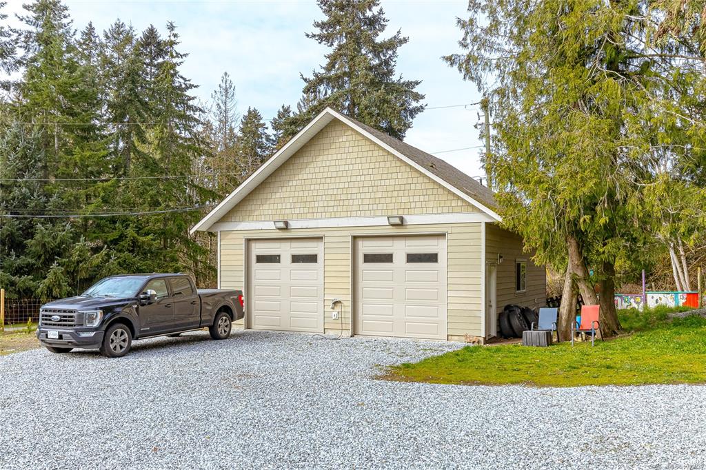 Third View of 1383 Carlton Dr, Cobble Hill, BC, V8H 0B7