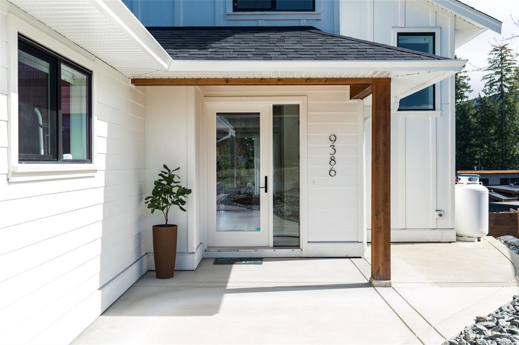 Fifth View of 9386 Lakefront Rise, Lake Cowichan, BC, V0R 2G1