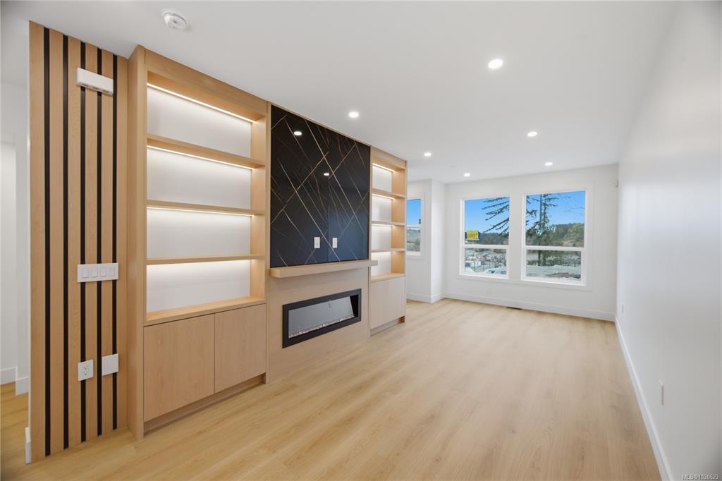 Third View of 2090 Kingbird Dr, Langford, BC, V9B 0E7