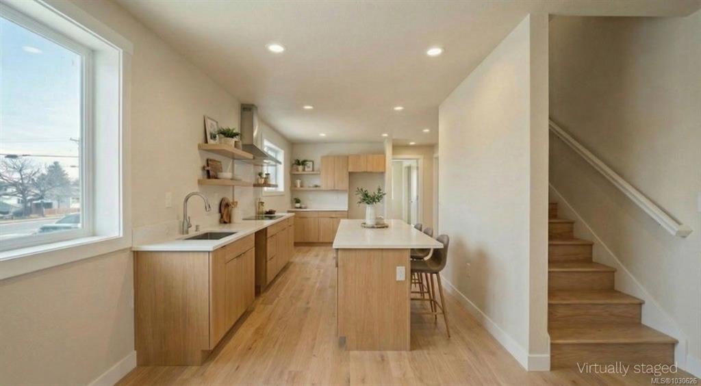 Fifth View of 440 Nicol St, Nanaimo, BC, V9R 4T6