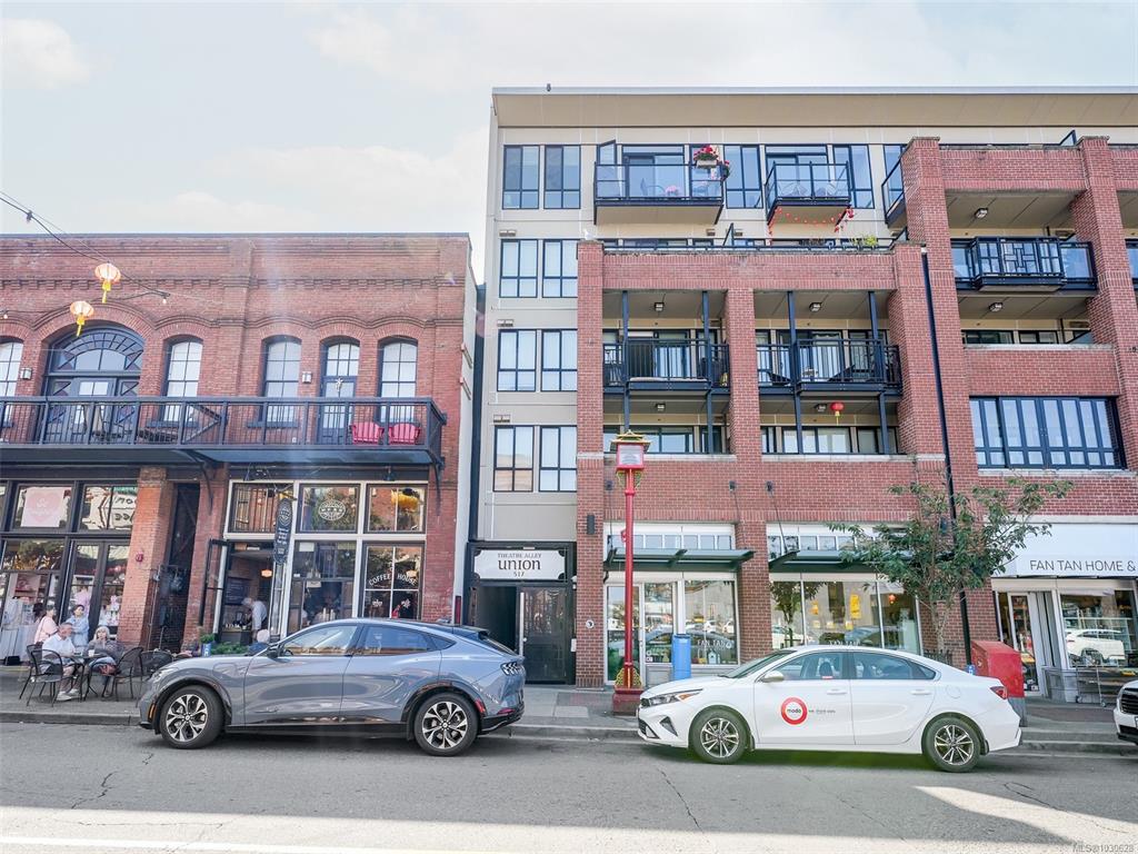 Third View of 517 Fisgard St, Victoria, BC, V8W 0C5