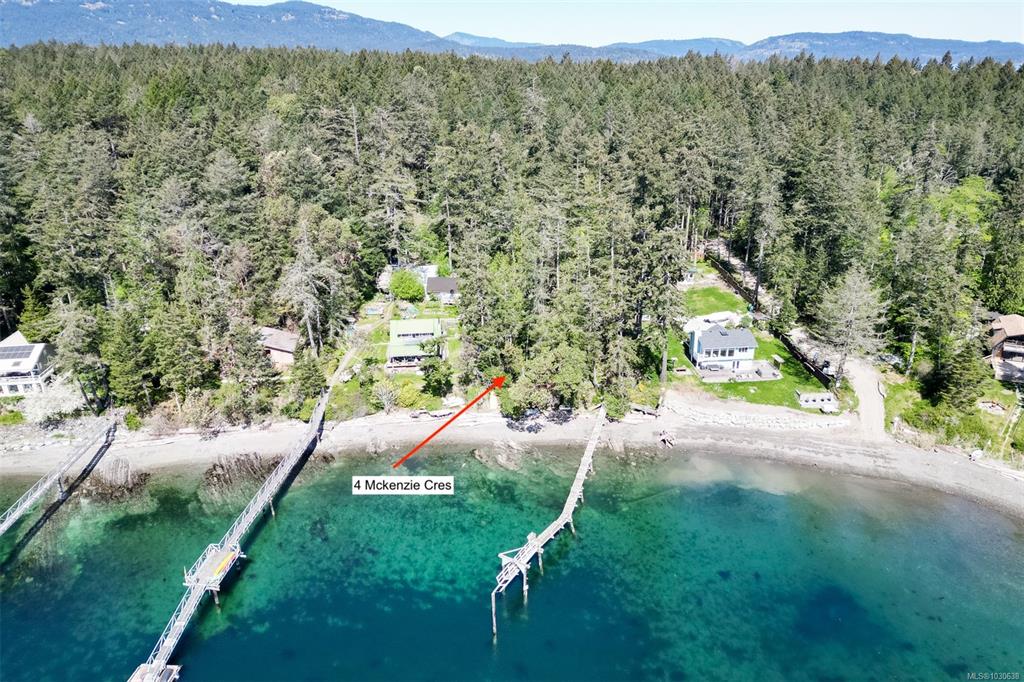 4 Mckenzie Cres, 1030638, BC,