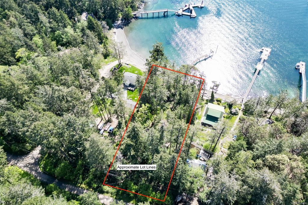 Third View of 4 Mckenzie Cres, Piers Island, BC, V8L 5Y7