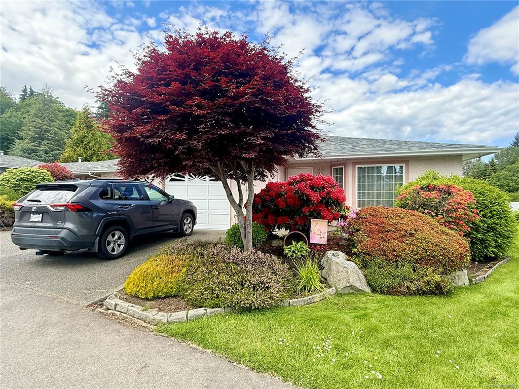 6111 Sayward Rd, 1030641, BC,