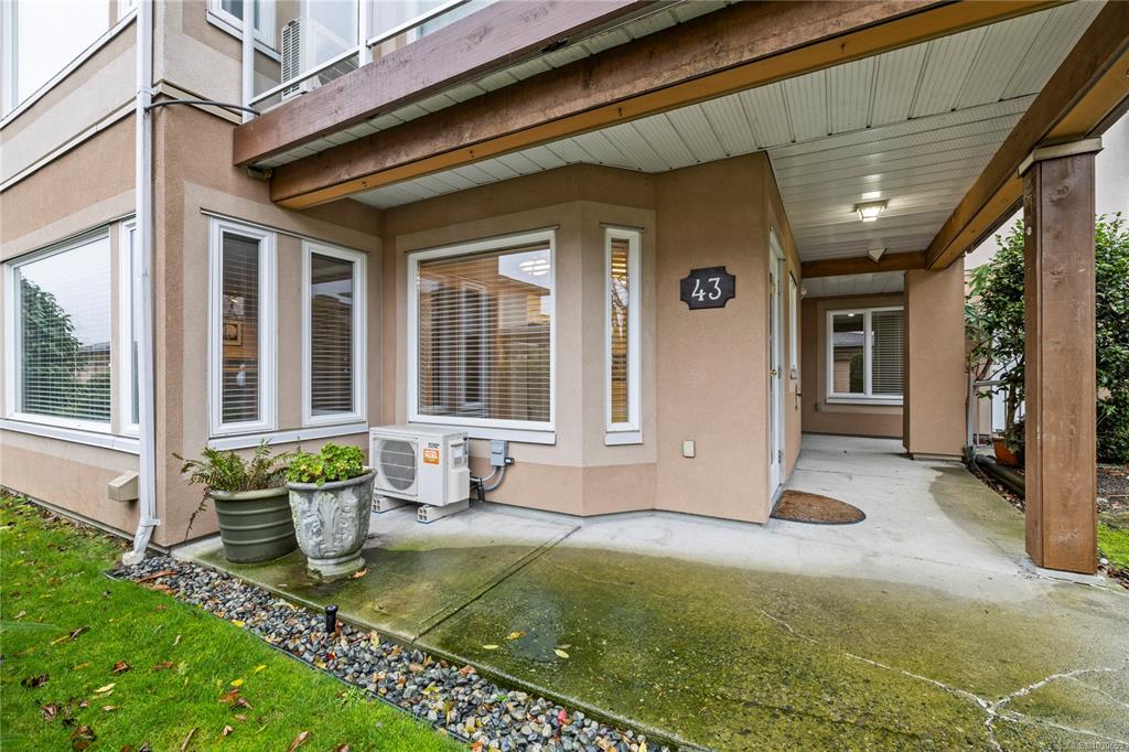 Third View of 100 Gifford Rd, Ladysmith, BC, V9G 1B8