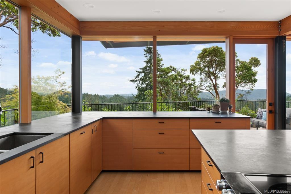Fourth View of 122 Jasper Rd, Salt Spring, BC, V8K 2X8