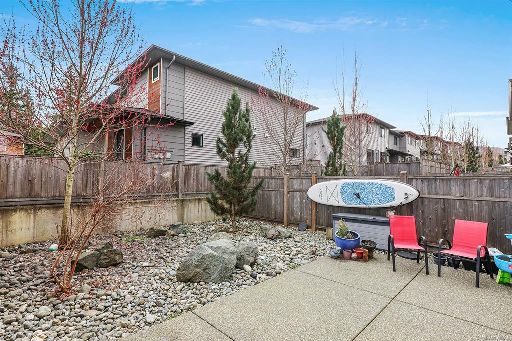 Third View of 2607 Kendal Ave, Stoneleigh Station, Cumberland, BC, V0R 1S0
