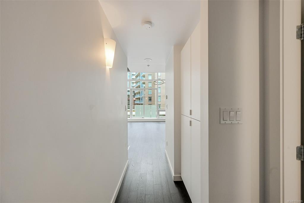 Fourth View of 770 Fisgard St, Victoria, BC, V8W 0B8