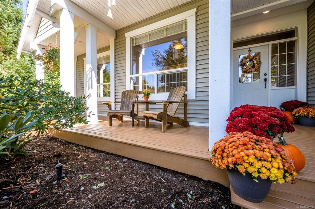 Fifth View of 2435 Charleville Rd, Campbell River, BC, V9W 4N4