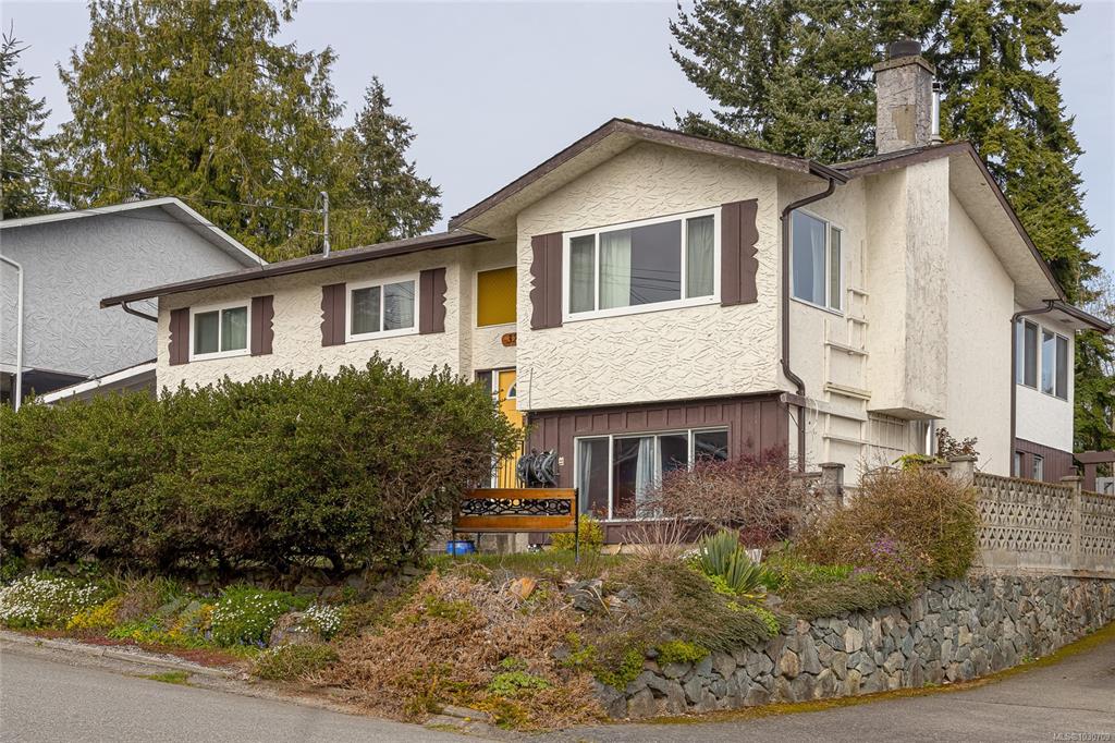 Third View of 3267 Cook St, Chemainus, BC, V0R 1K2