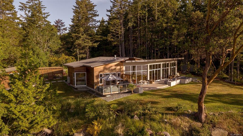 Fifth View of 236 Gulf Dr, Galiano Island, BC, V0N 1P0
