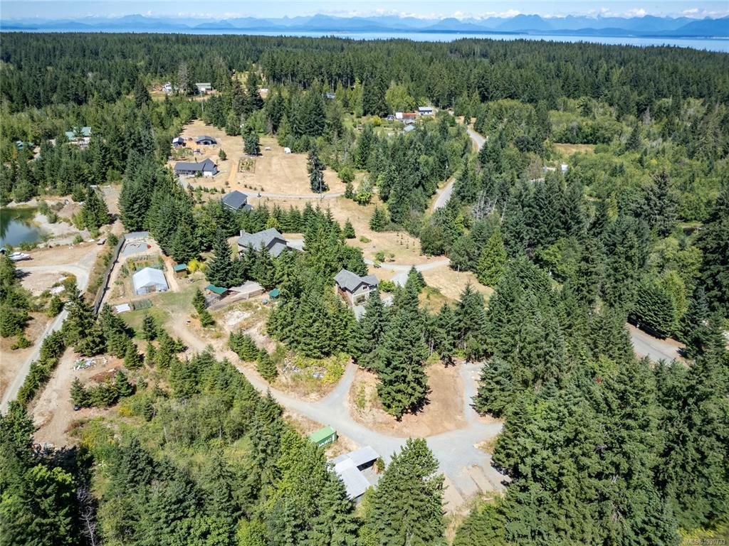 Fifth View of 7455 Rodger Rd, Merville, BC, V0R 2M0