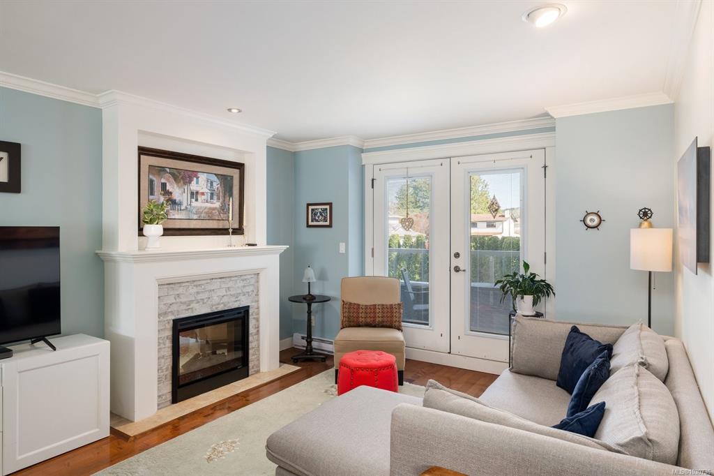 Third View of 531 Heatherdale Lane, Heatherdale Estates, Saanich, BC, V8Z 0A4