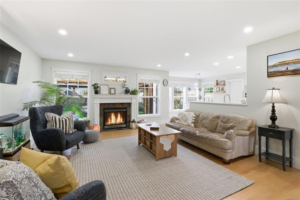 Fourth View of 647 Temple St, Parksville, BC, V9P 1B4