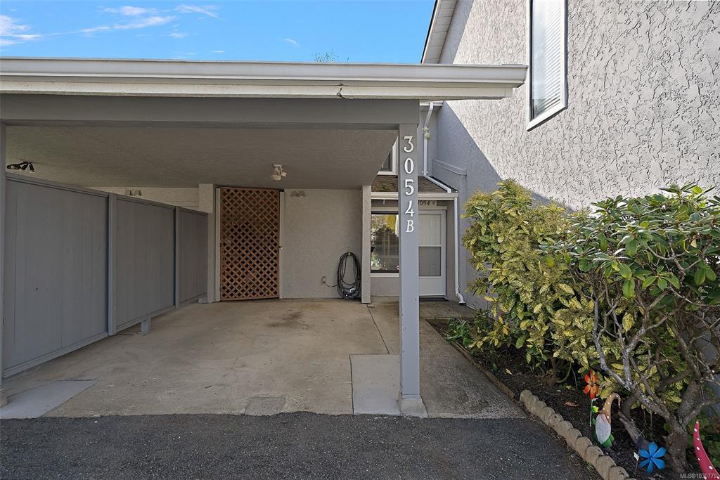 Third View of 3054 Washington Ave, Victoria, BC, V9A 1P6