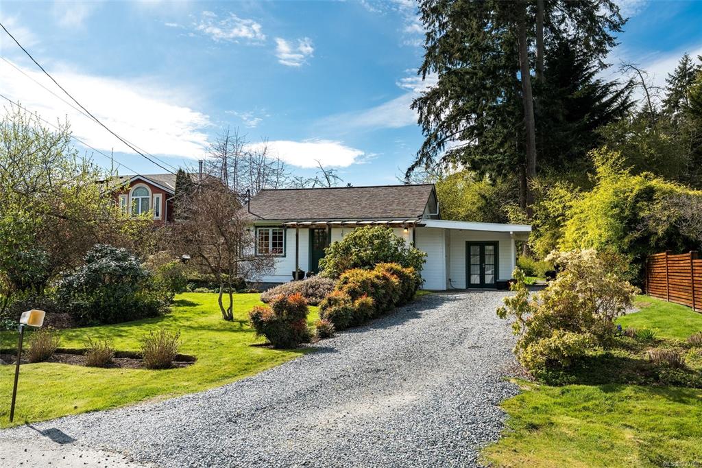 Third View of 4096 Balsam Dr, Cobble Hill, BC, V8H 0E8