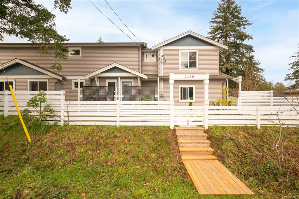 1186 St Patrick Cres, 1030791, BC,