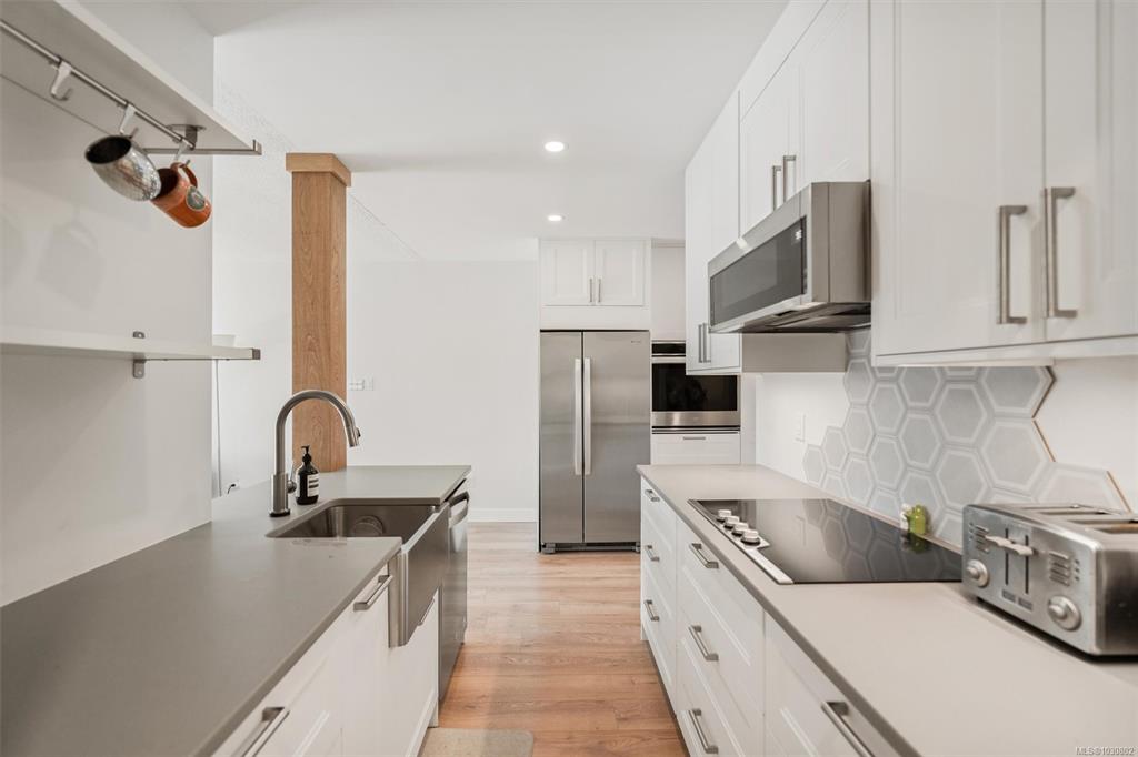 1680 Poplar Ave, 1030802, BC,