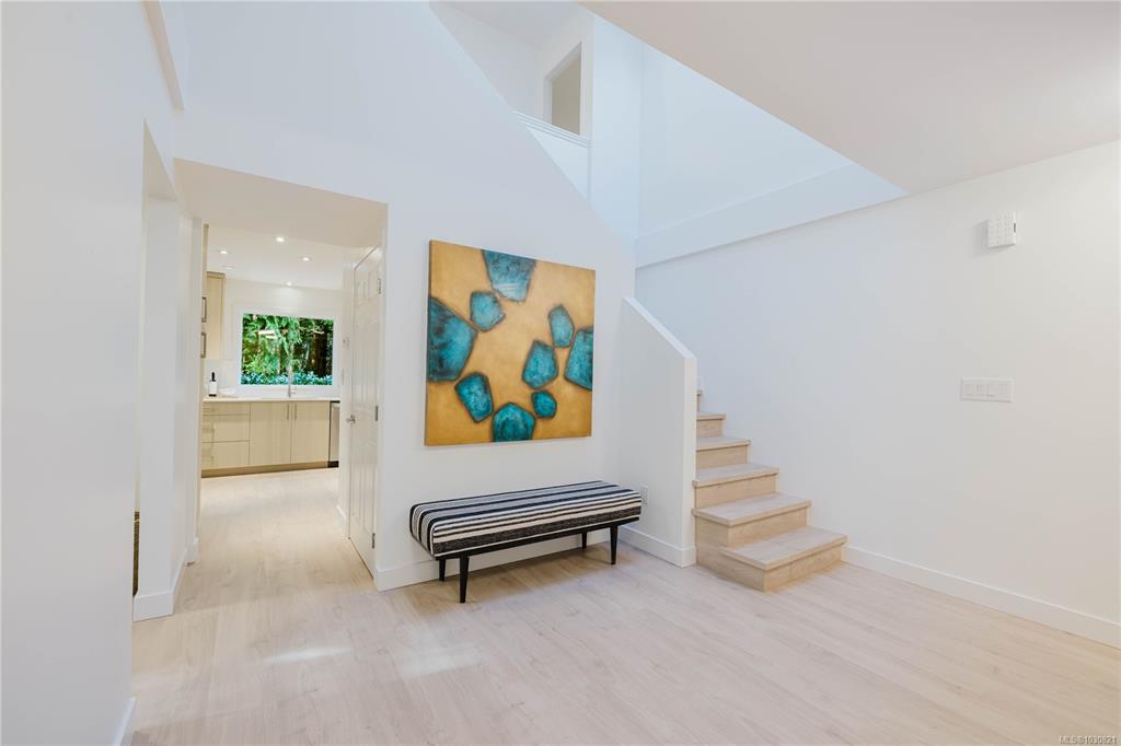 Fourth View of 5180 Rutli Meadows Pl, Saanich, BC, V8Y 1X6
