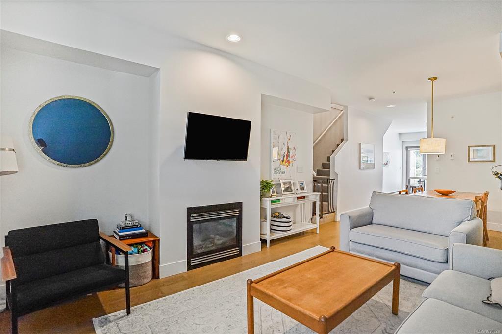 Fifth View of 60 Dallas Rd, Victoria, BC, V8V 1A2