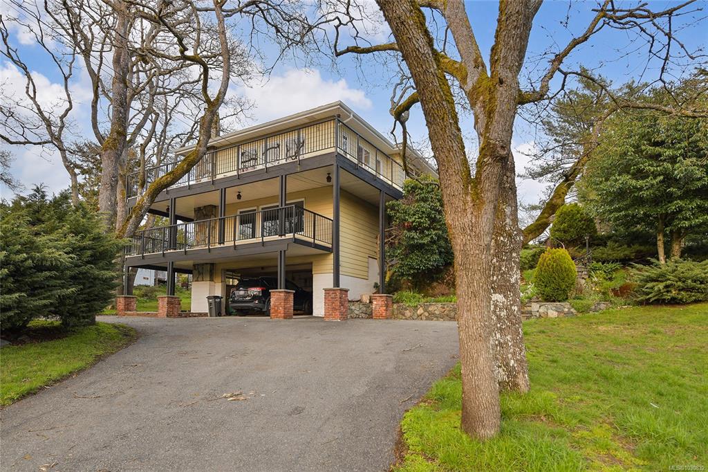 1200 Tolmie Ave, 1030832, BC,
