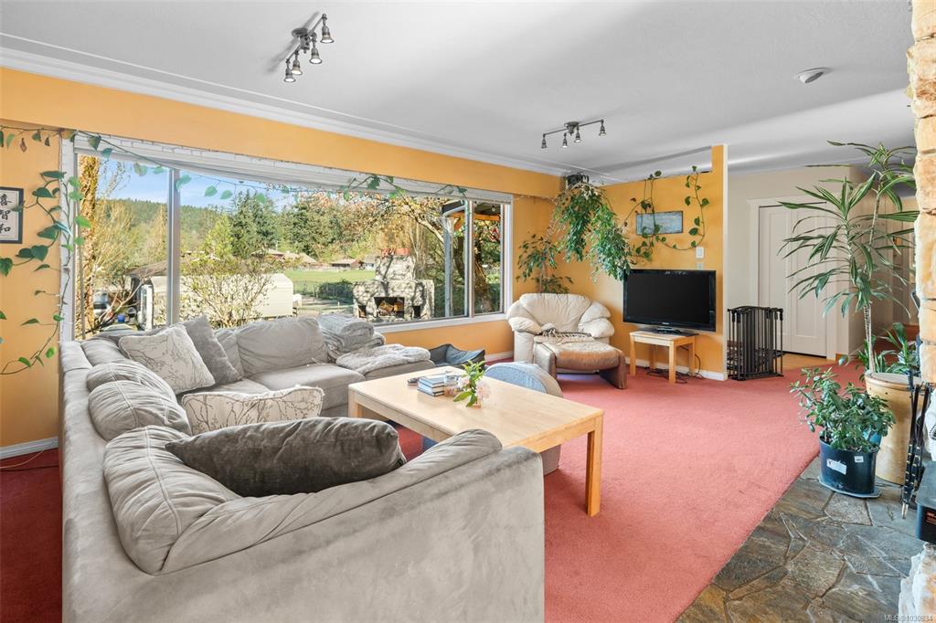 Fifth View of 946 Klahanie Dr, Langford, BC, V9C 3X2