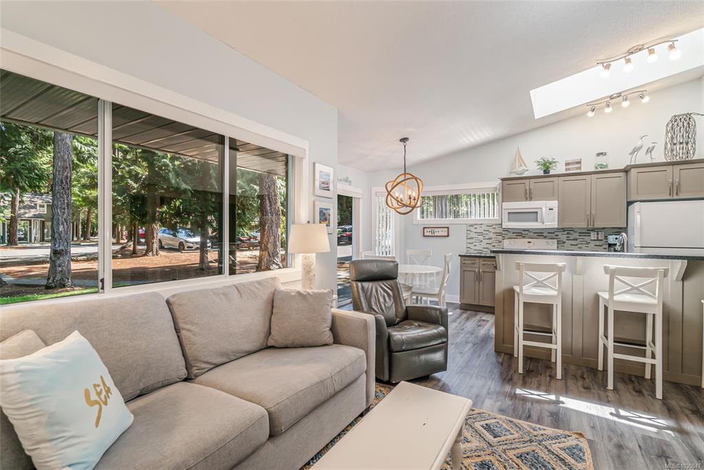 Fifth View of 1135 Resort Dr, Ocean Trails, Parksville, BC, V9P 2T6