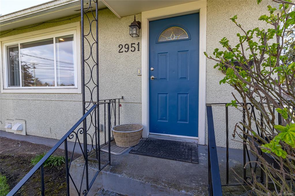 Third View of 2951 Cedar Hill Rd, Victoria, BC, V8T 3H8