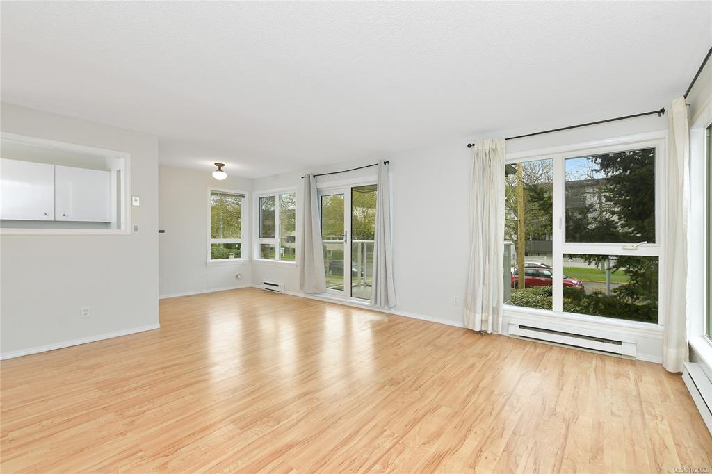 Third View of 2647 Graham St, Sovreign, Victoria, BC, V8T 3Y8