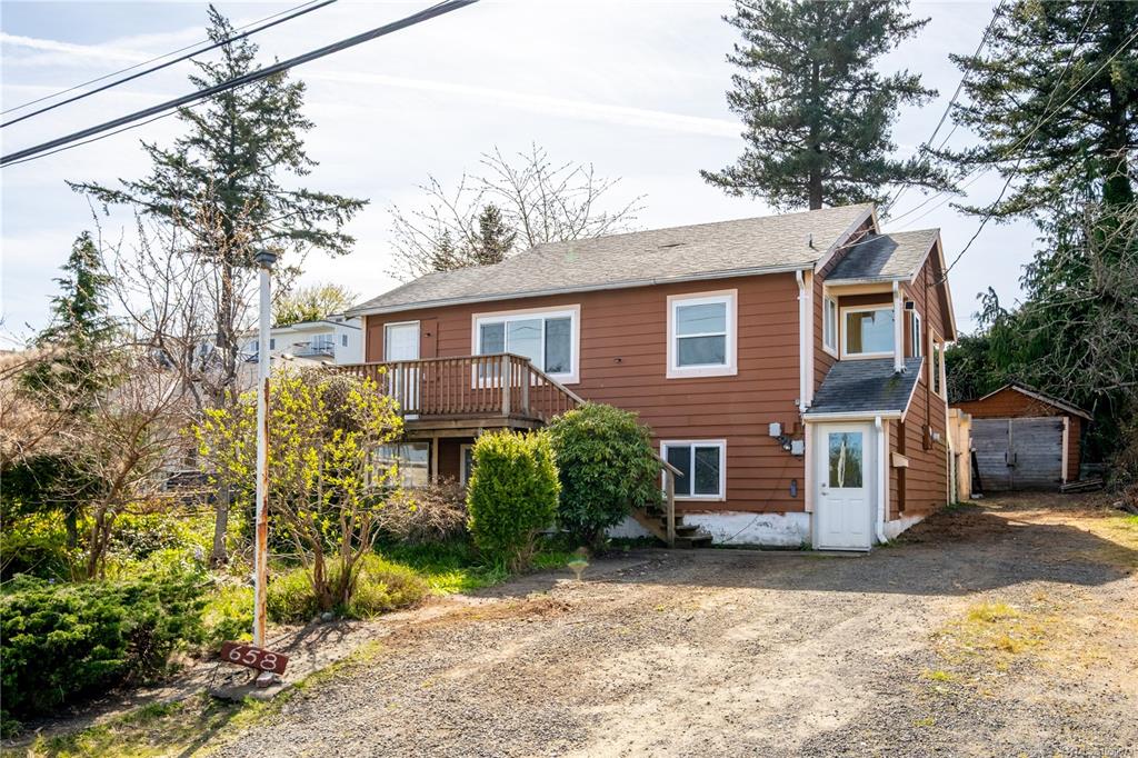 658 Thulin St, 1030873, BC,