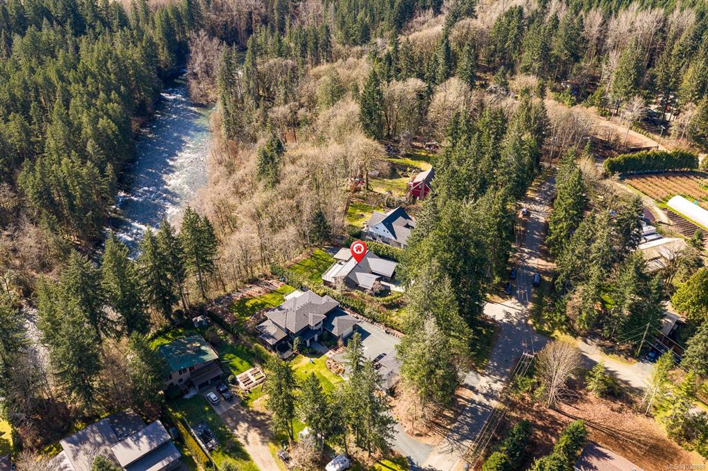 Third View of 4891 Greaves Cres, Courtenay, BC, V9J 1R5