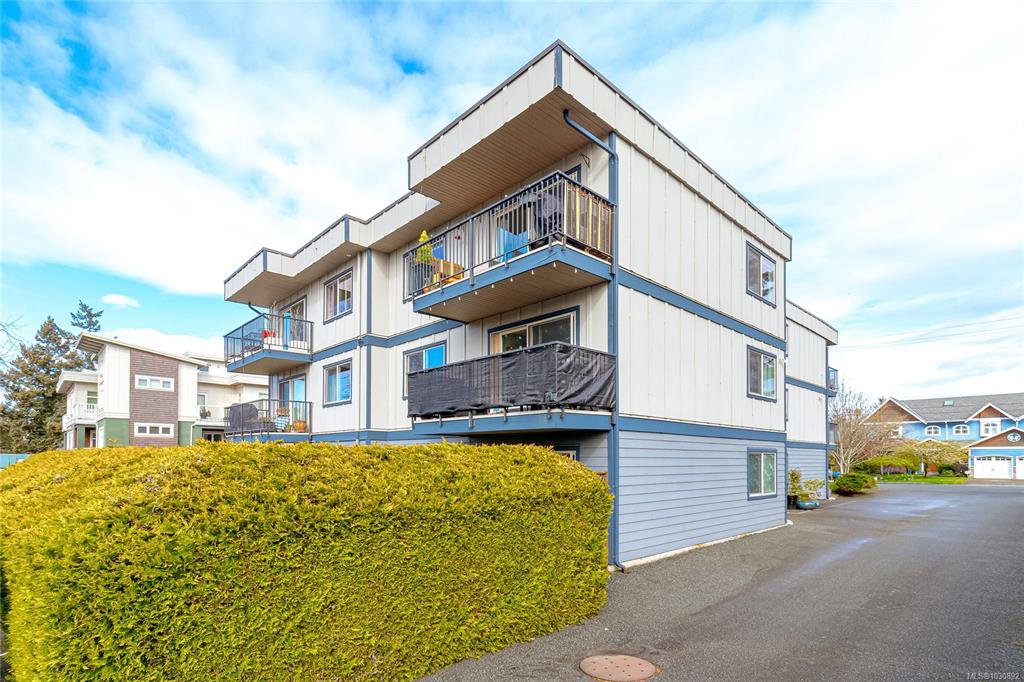 Fifth View of 2427 Amherst Ave, Holly Manor, Sidney, BC, V8L 2H1