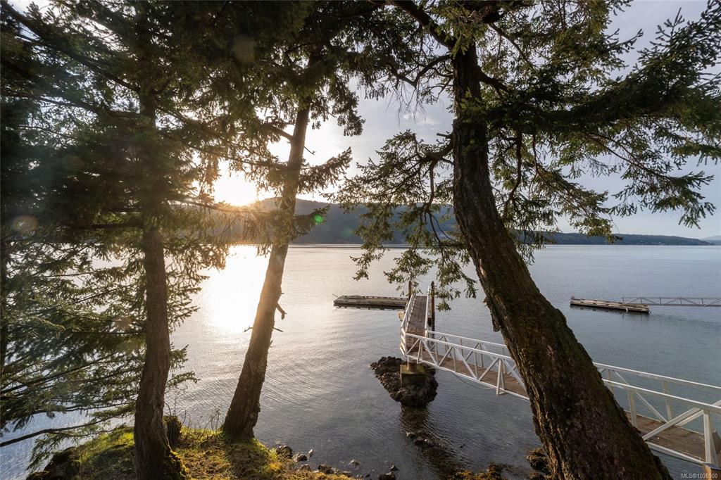 Fifth View of 6966 Mark Lane, Central Saanich, BC, V9E 2A1