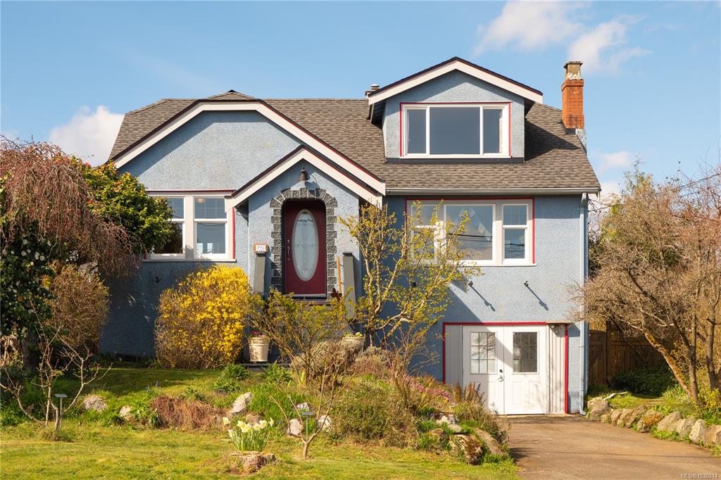 Second View of 225 Harvey St, Nanaimo, BC, V9R 3W6