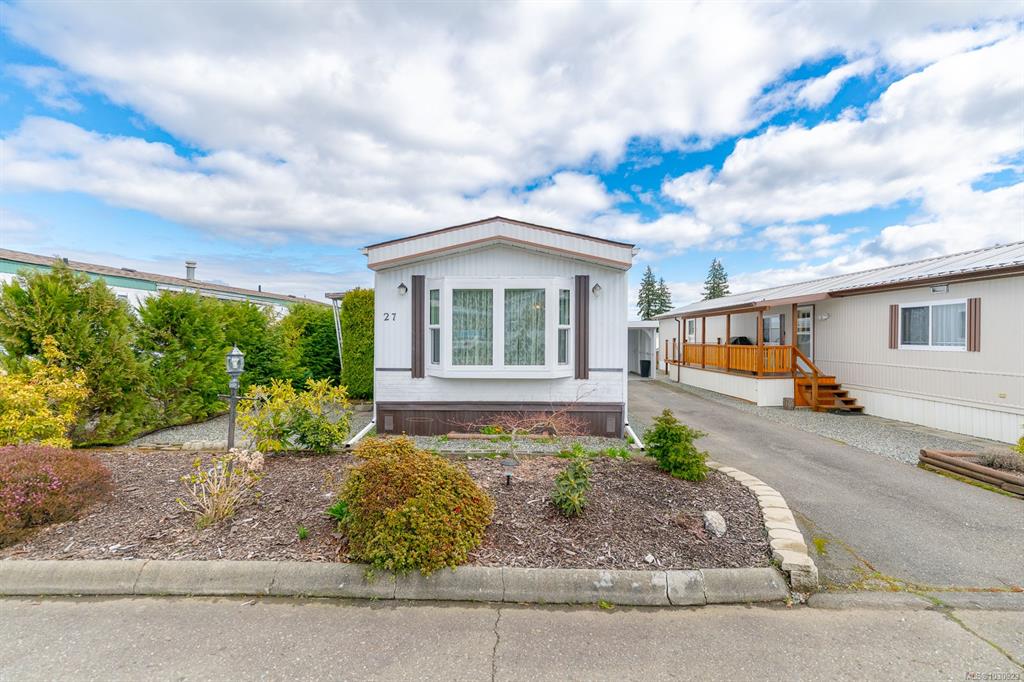 Second View of 10980 Westdowne Rd, Ladysmith, BC, V9G 1X2