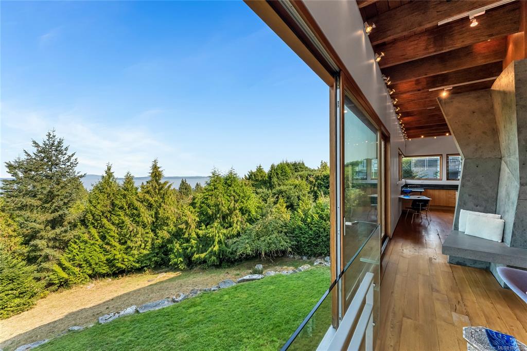 Fourth View of 8909 Park Pacific Terr, North Saanich, BC, V8L 5B1