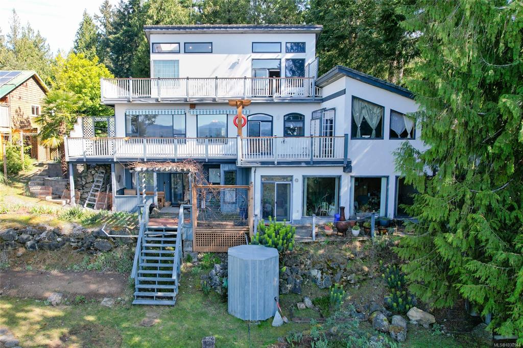 Second View of 1059 Pat Burns Ave, Gabriola Island, BC, V0R 1X2