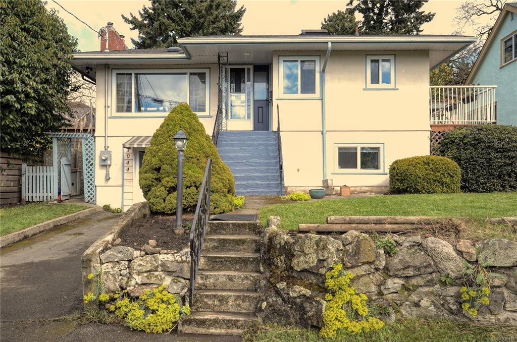 Third View of 1044 Wollaston St, Esquimalt, BC, V9A 5B4