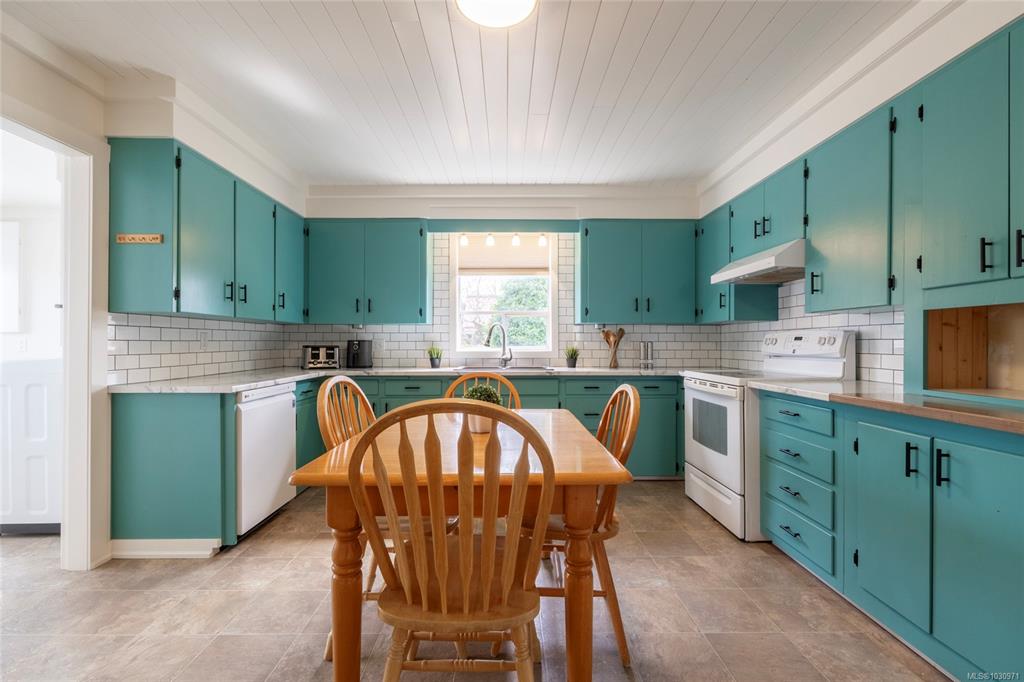 Fifth View of 270 Beech Ave, Duncan, BC, V9L 3J5