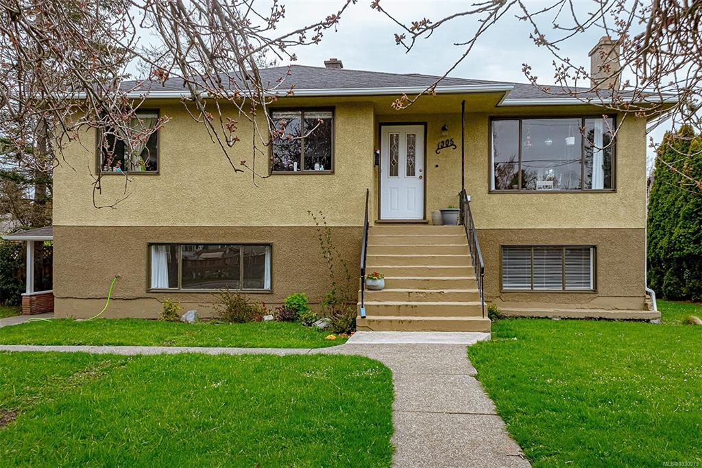 Fourth View of 1905 Richardson St, Victoria, BC, V8S 1S3