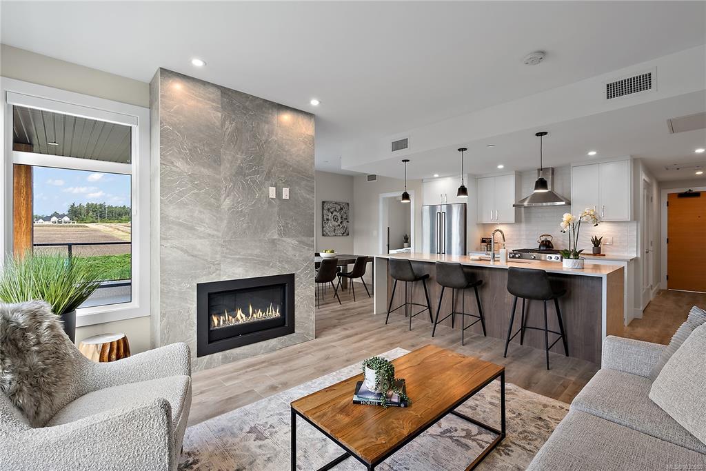 2520 Hackett Cres, 1030980, BC,