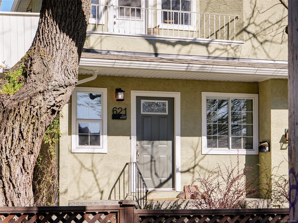 Fourth View of 621 Pine St, Victoria, BC, V9A 2Z9