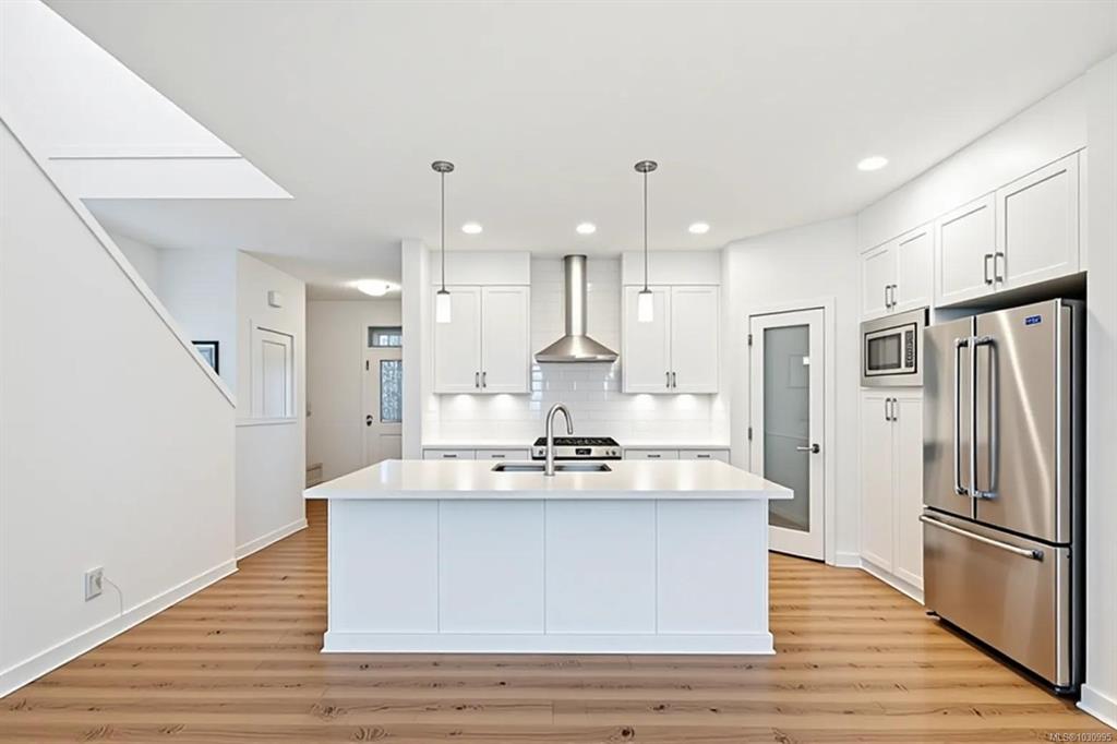 Third View of 3365 Sandpiper St, Colwood, BC, V9C 0R5