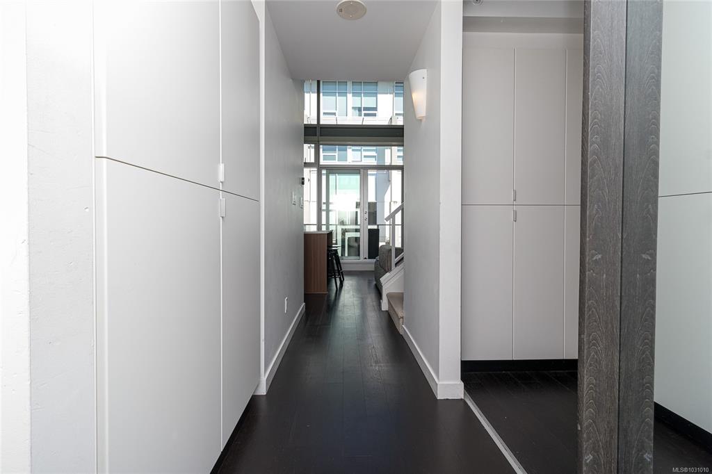 Fifth View of 770 Fisgard St, The Hudson, Victoria, BC, V8W 0B8