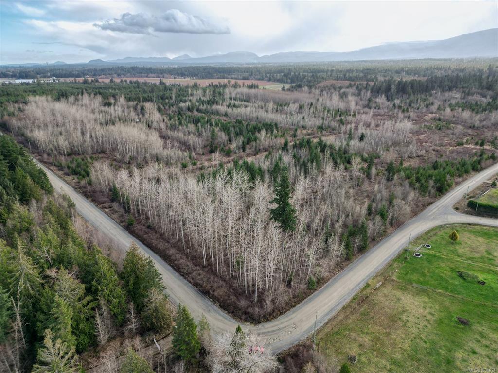 Second View of 850 Kaplar Rd, Qualicum Beach, BC, V9K 1X4