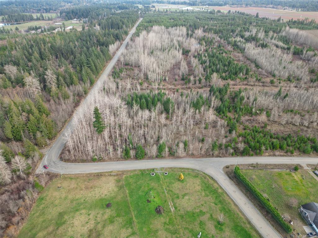 Fifth View of 850 Kaplar Rd, Qualicum Beach, BC, V9K 1X4