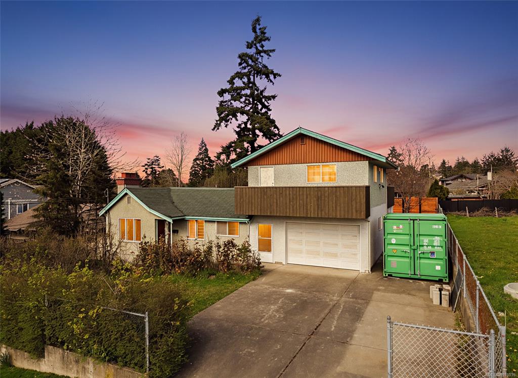 730 Violet Ave, 1031039, BC,