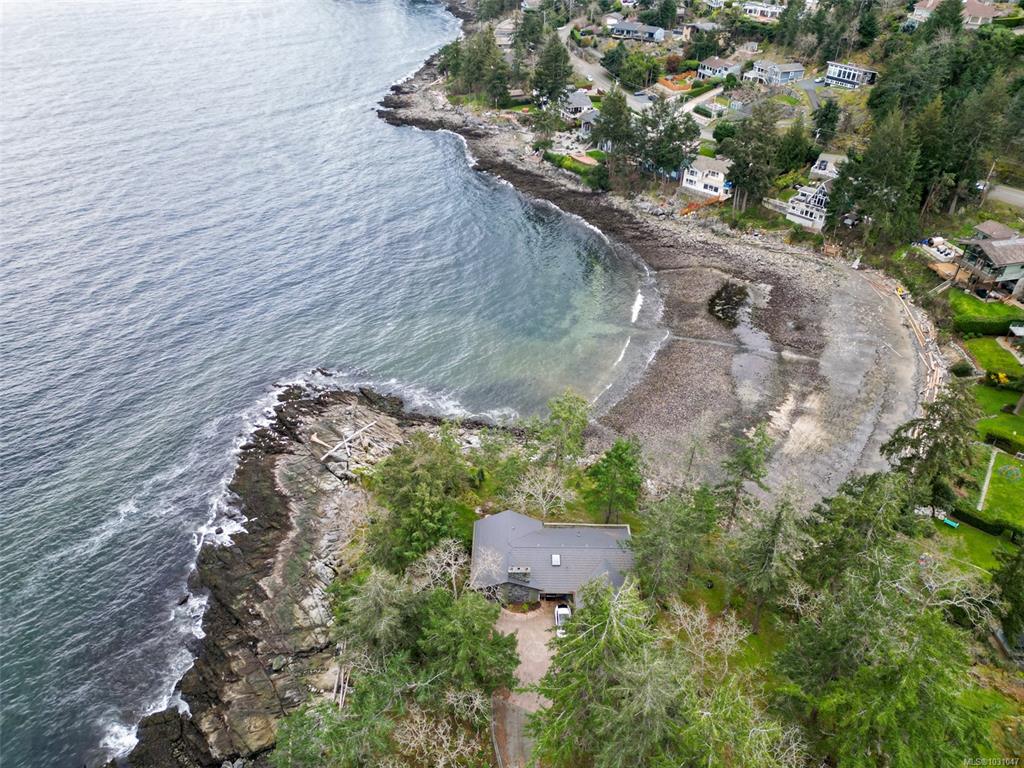 Third View of 3610 Outrigger Rd, Nanoose Bay, BC, V9P 9H3